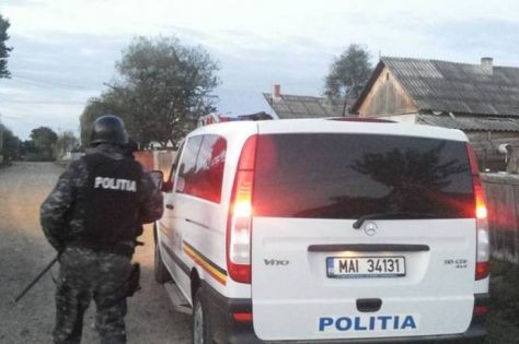 Politistii au destructurat o grupare specializata in talharii si furturi