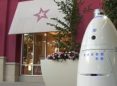 robot-de-securitate-suspendat-dupa-ce-a-lovit-un-copil