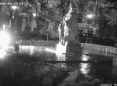 statuie-a-lui-eminescu-pazita-si-supravegheata-video-vandalizata-video