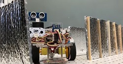 un-robot-industrial-protejeaza-fabricile-de-hackeri-video