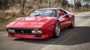 Un hoț oportunist a furat o mașină Ferrari care valorează peste 2 milioane de euro