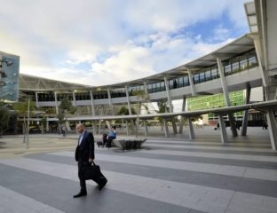 Johnson Controls va implementa un proiect de administrare a securității ep aeroportul Adelaide