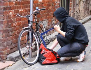 Sute de dosare penale pentru furturi de biciclete: Cel puțin o bicicletă este furată zilnic în Capitală