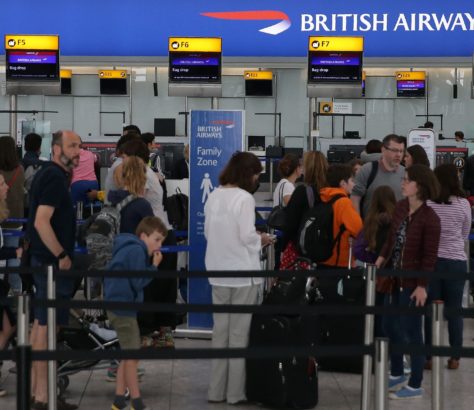 Un băiat de 12 ani a păcălit singur securitatea de pe aeroportul Heathrow